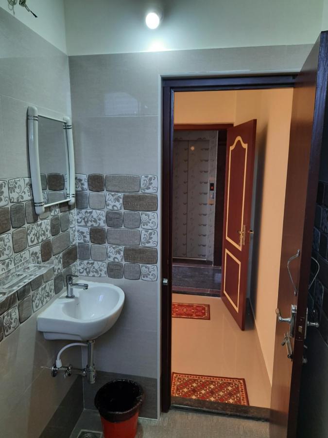 Hotel Grk Residency Gūduvāncheri Exteriér fotografie